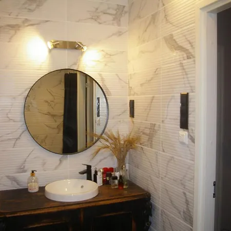 Apartment 2-bedroom In Mai